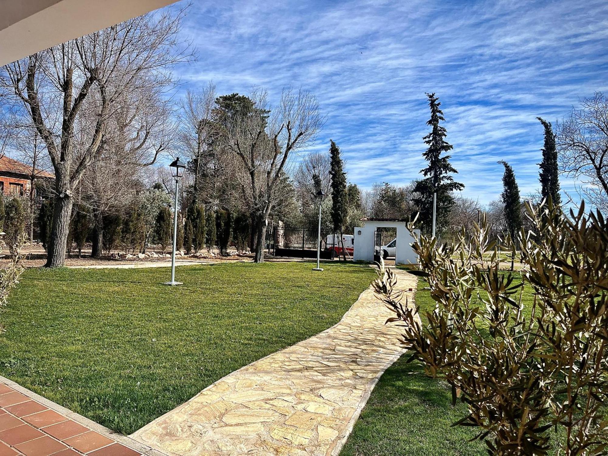 Villa Mercedes Аргамасилья-де-Калатрава Экстерьер фото