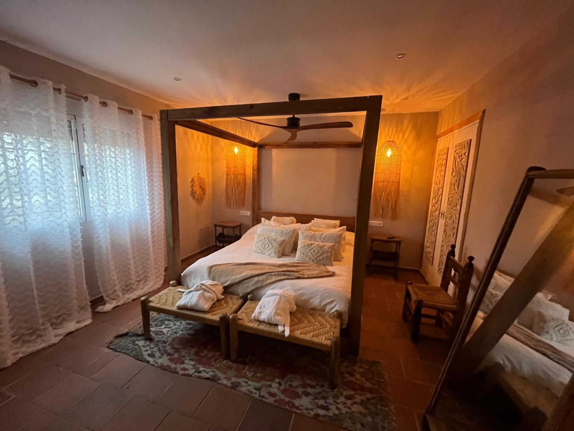 Villa Mercedes Аргамасилья-де-Калатрава Экстерьер фото