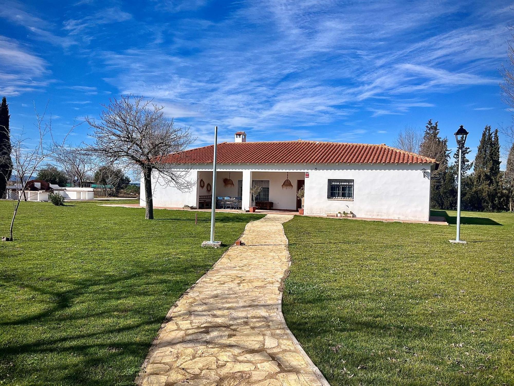 Villa Mercedes Аргамасилья-де-Калатрава Экстерьер фото